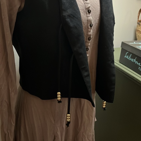 NWT Emerson Lang Black Vest with tie front - Picture 6 of 8